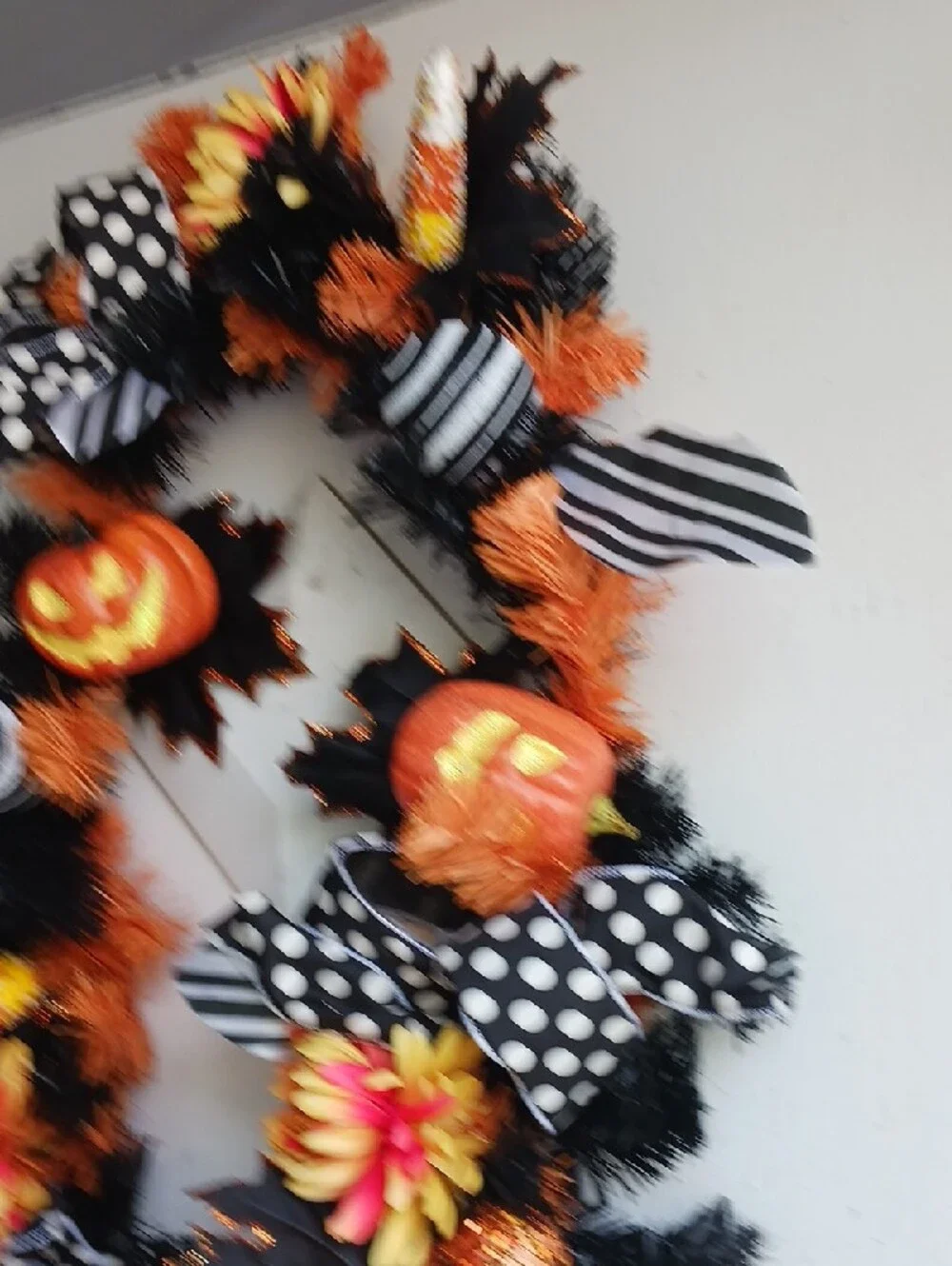 Stunning! Halloween Black and Orange Decorative Garland - Home Accents 🎃💐